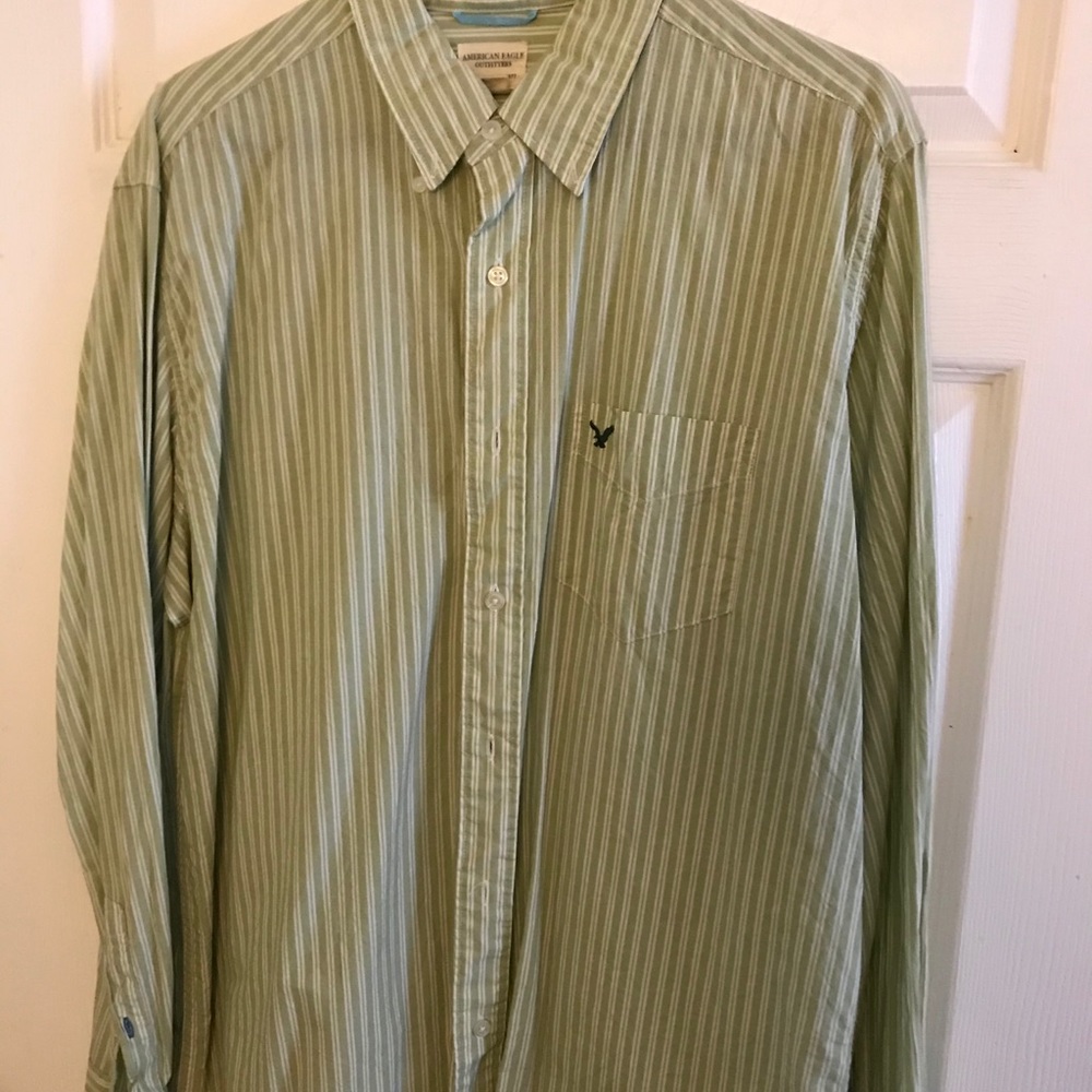 American Eagle button down